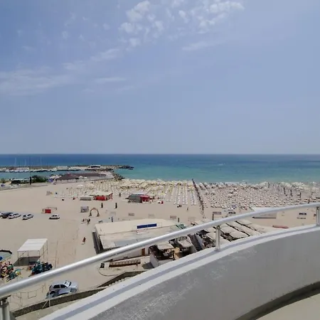 Belona 호텔 데포리노드