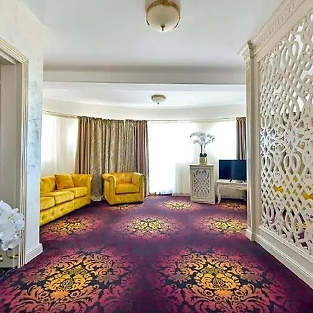 Belona Hotel 3*